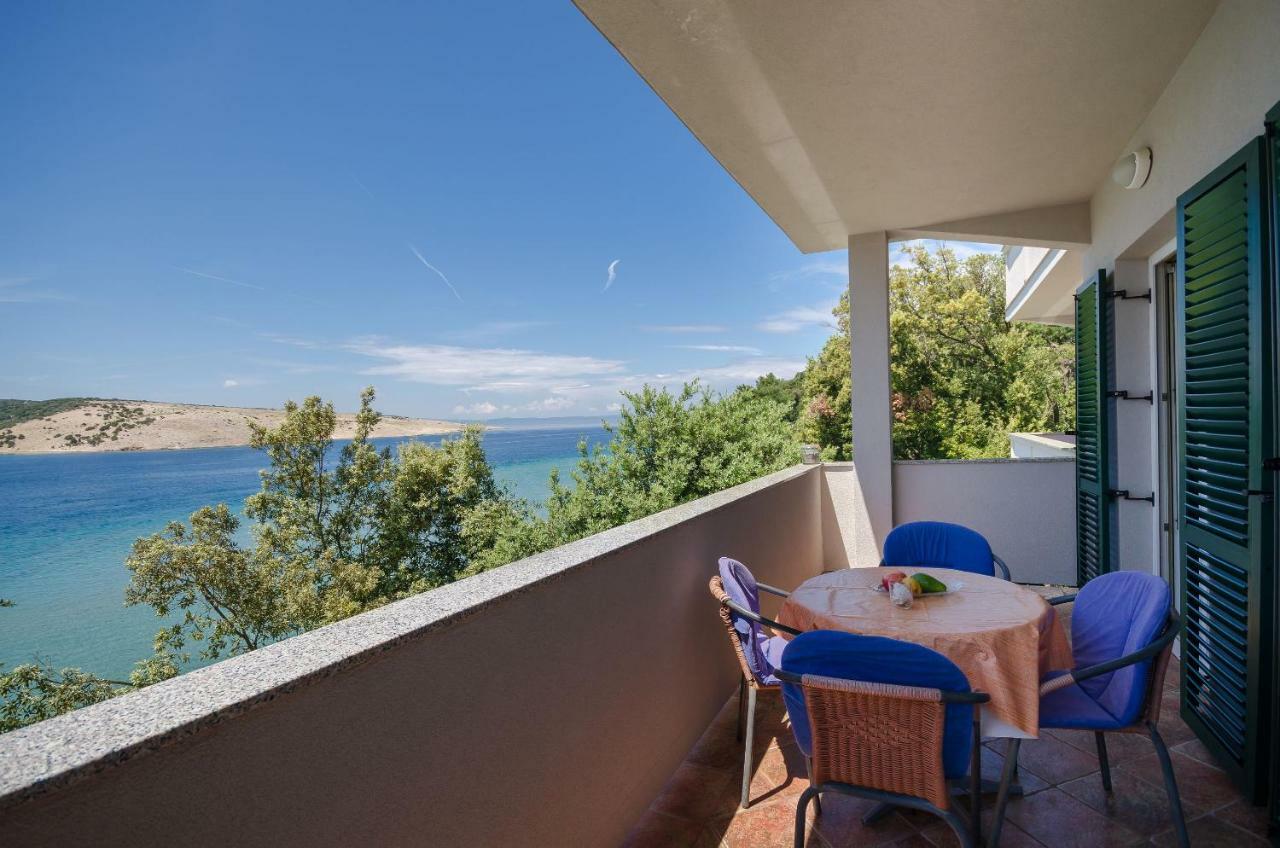 Apartments By The Sea In Лопар Экстерьер фото